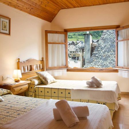 Hostal Aiguamog Salardú Extérieur photo