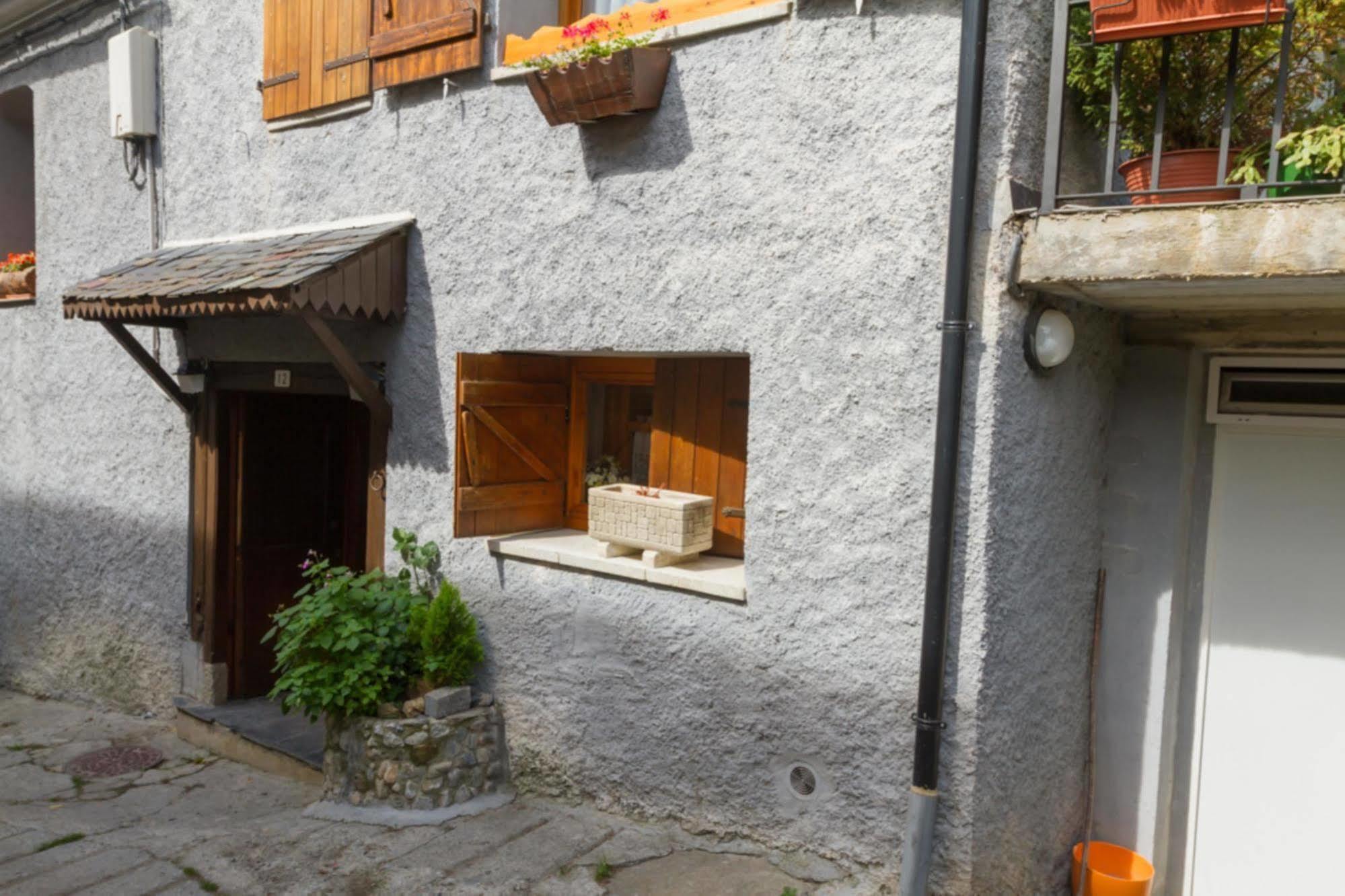 Hostal Aiguamog Salardú Extérieur photo